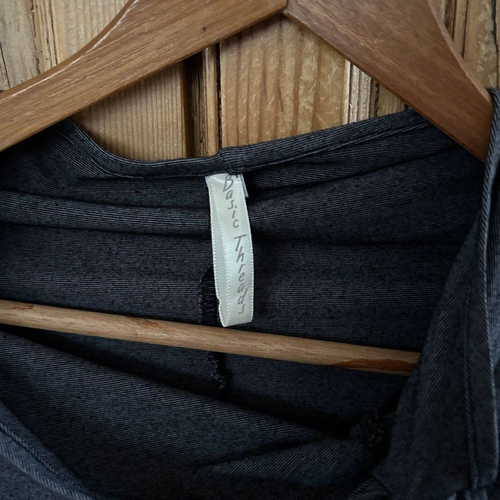 Basic Threads XS Long Sleeve Blouse Charcoal Gray Ruffle‎ Front - Picture 4 of 9